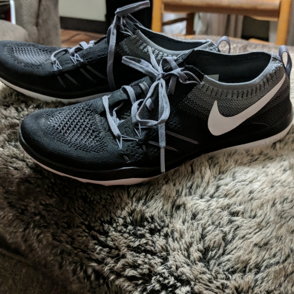 Nike Focus Flyknits